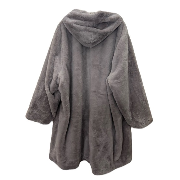 TORRID Plus Faux Fur Trim Jacket in Light Lavender Size 1 - Picture 6 of 11